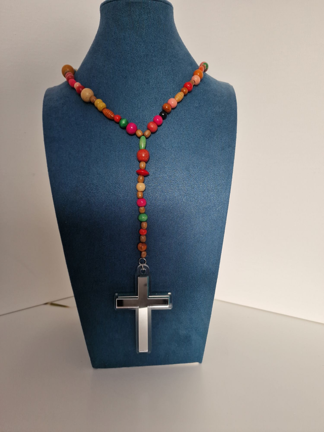 Collier Chapelet Bois Multicolore Croix Miroir