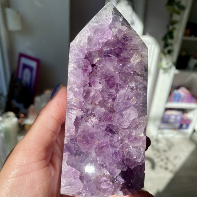 Amethyst mit Achat Geode Turm