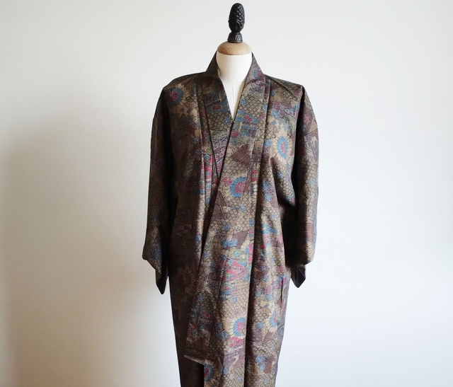 Vintage Japanese Silk Kimono, Dark Color Tsumughi Pongee Silk Kimono, Flower and Momiji Leaf Pattern Japanese  Silk Jacket Coat 
