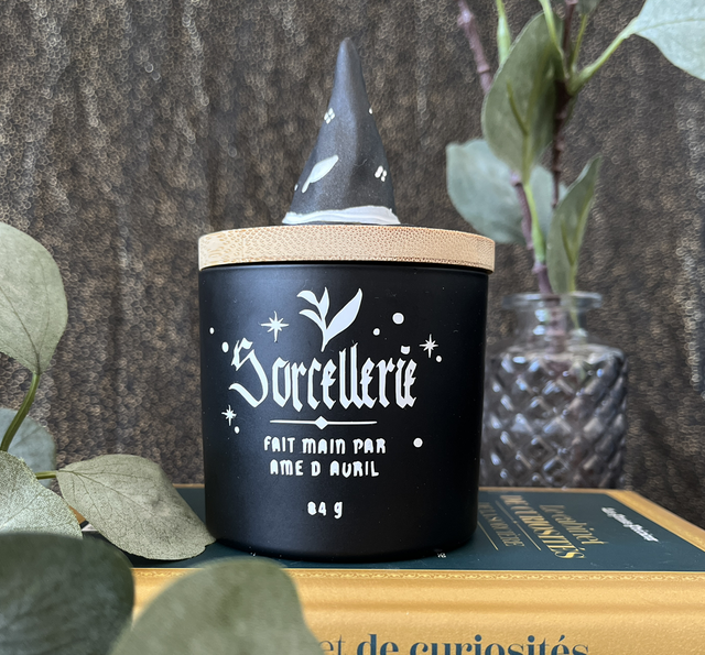 Bougie en pot : Sorcellerie 🌱