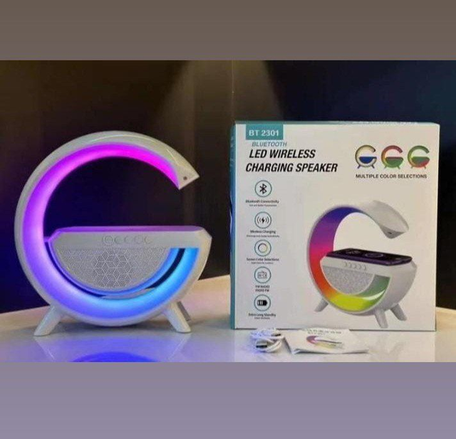 Lampada Da Tavolo Senza Fili Altoparlante Bluetooth Caricabatterie Wireless 3in1