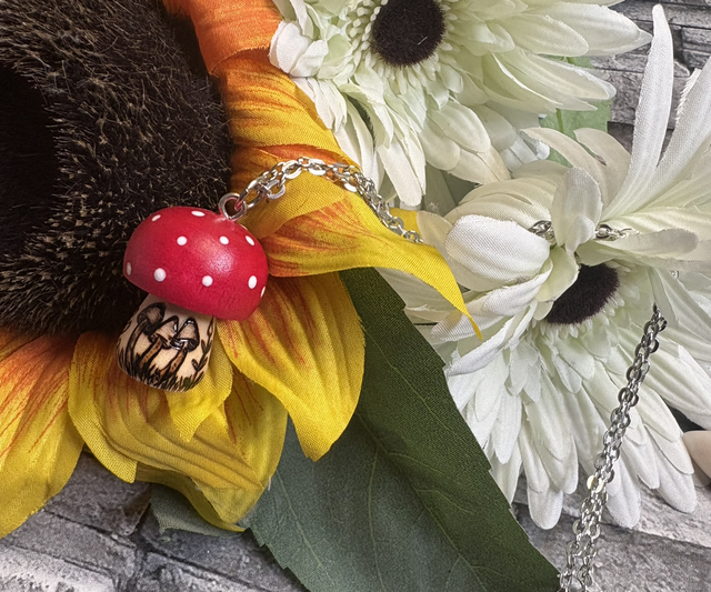 Cute mushroom necklace 