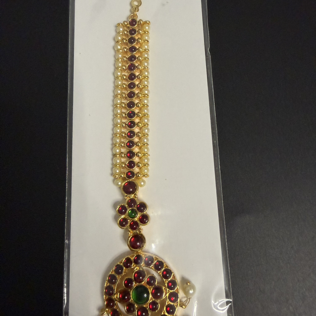 Kemp Nethichutti/Maangtikka