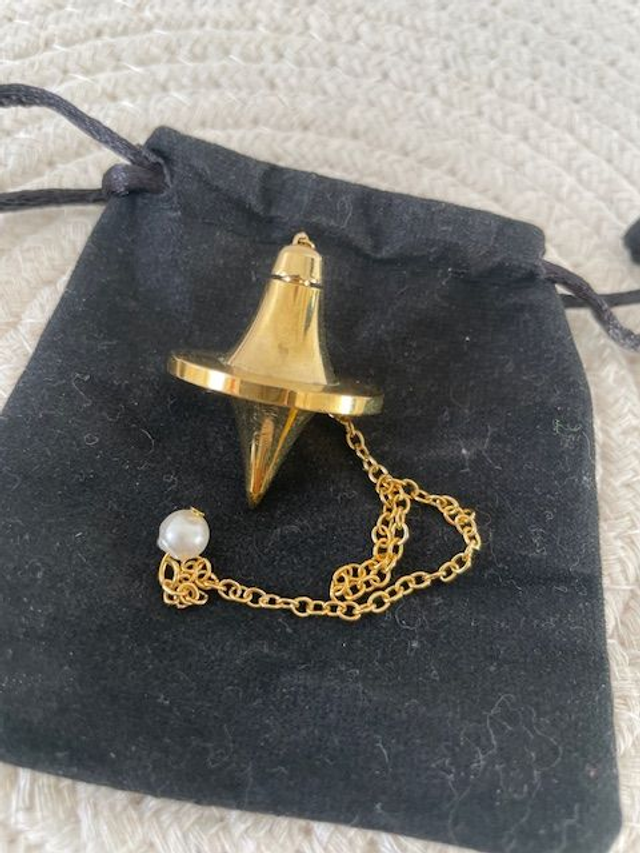 Pendule en laiton doré