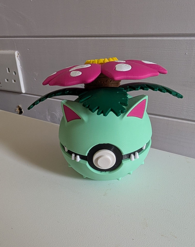 Venusaur Pokeball