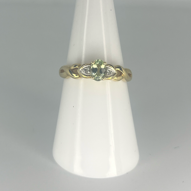 9ct Gold Peridot &amp; Diamond- Size N 1/2
