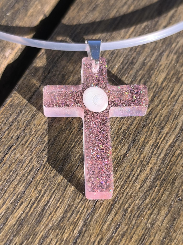 PEN-18 Croix rose