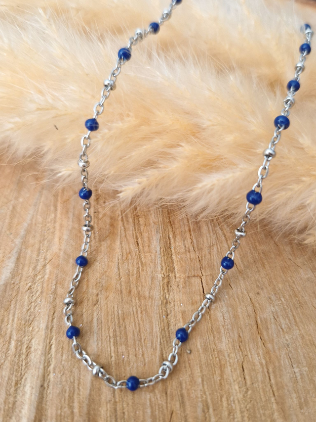 Collier finesse "Perles émaillées" - Modèle argenté et bleu nuit