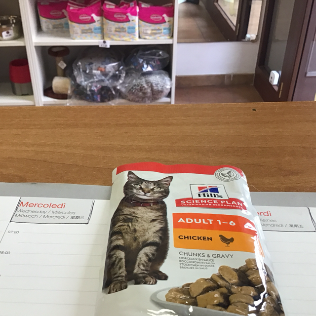 Hill’S Adult KAT 1-6 Anni Pollo 052742210407