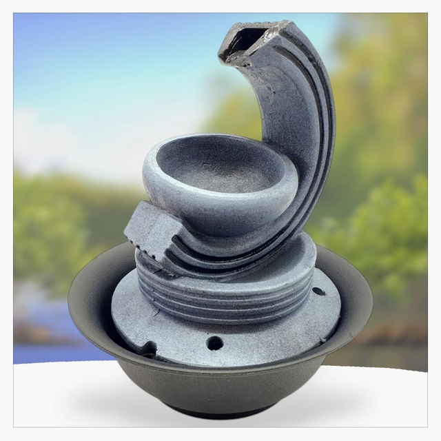 "Robinet et pots" - Fontaine en résine 29 cm 