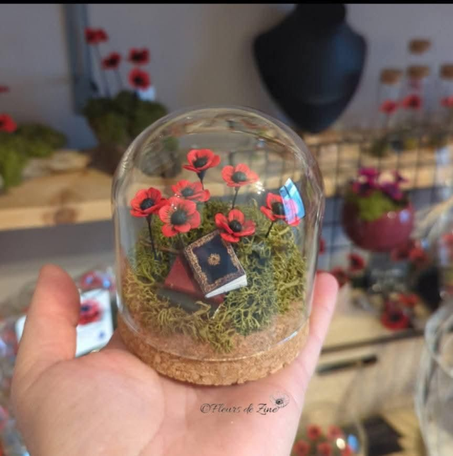 Décoration miniature champs de coquelicots