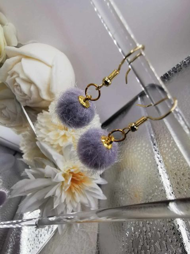 Boucles d'Oreilles Pompons