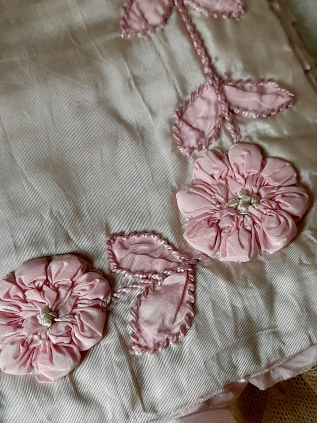 Pochette à lingerie ancienne