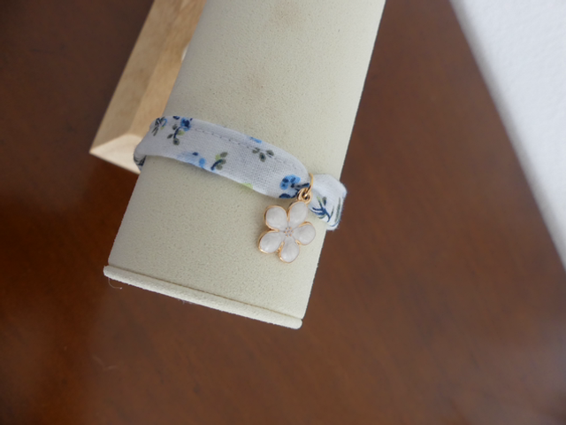 Bracelet fleuri 