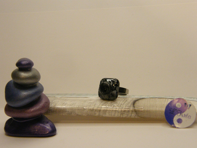 Carré arrondi Noir/Gris/Blanc nacré