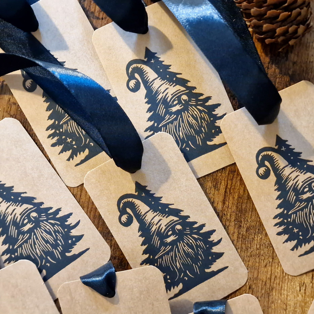 Linogravure - Etiquettes de Noël - Gnome Sapin / Gnome Boule