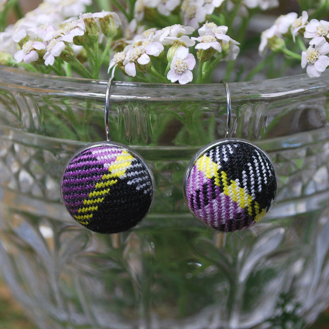 Boucles d&#039;oreilles dormeuses Culloden Dress