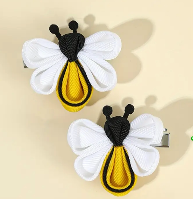 Bee hair clips x2