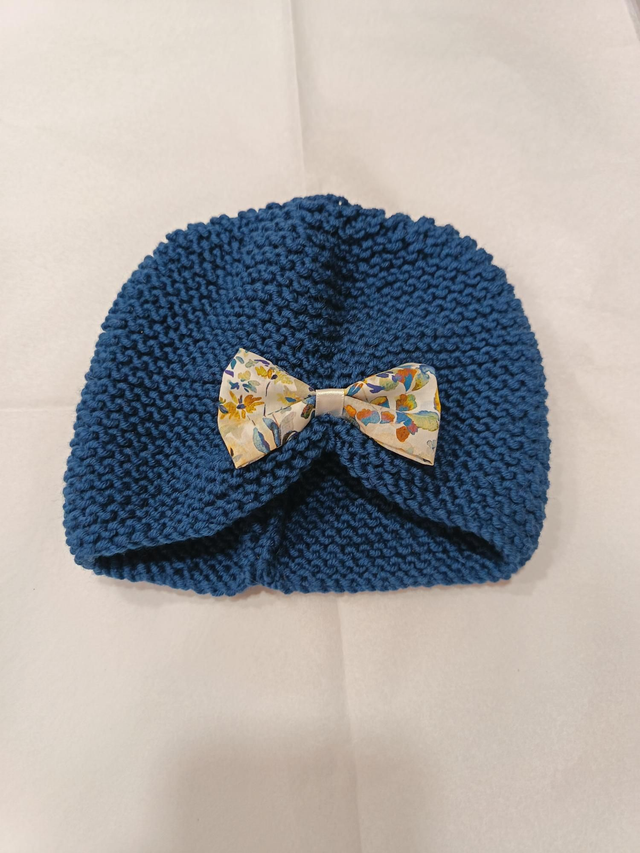 Bonnet avec noeud 12/18mois