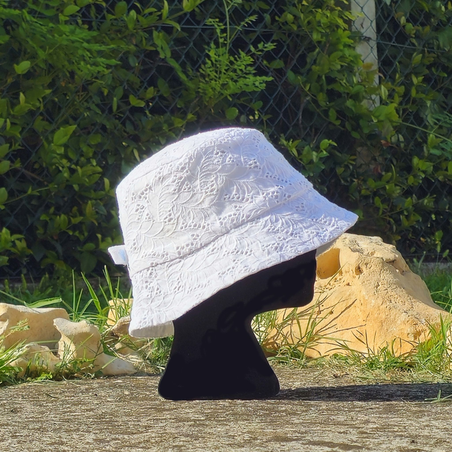 Bucket Hat "Angelcore"