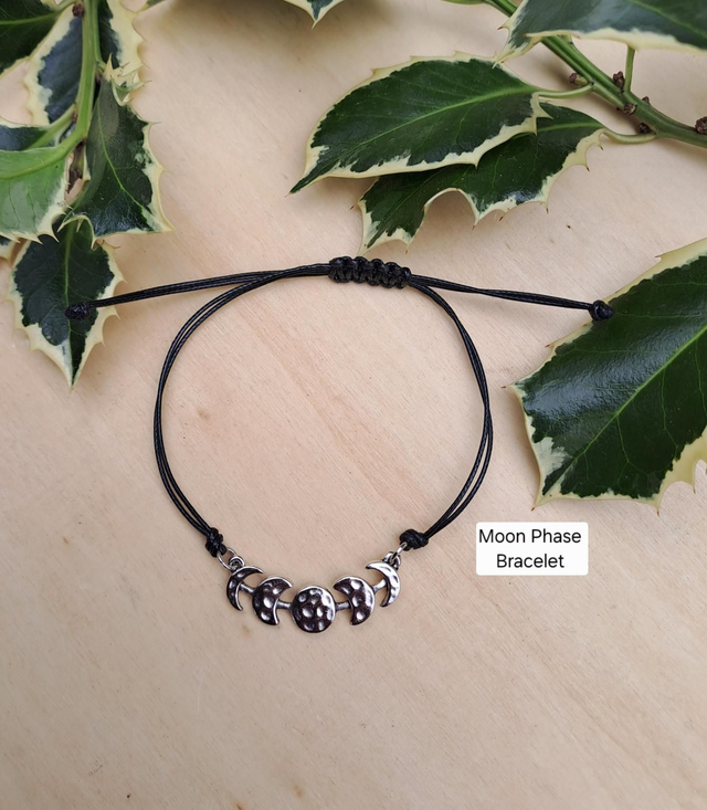 MOON PHASE BRACELET