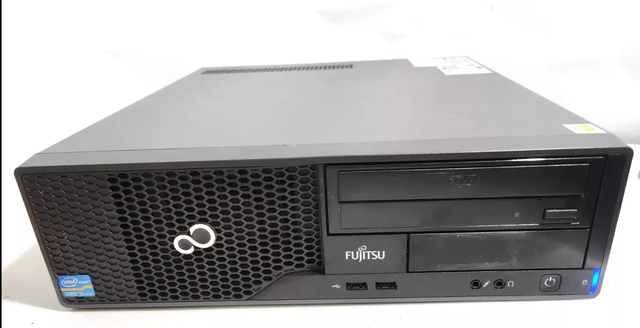 PC fisso Fujitsu, core i5, SSD 256 GB, Ram 16 GB