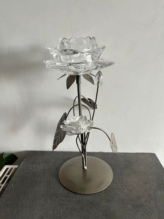 Jolie rose en verre