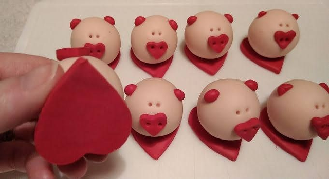 'I love you' Heart Piglet ornament