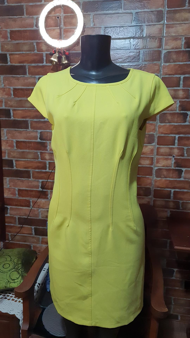 Vestido Tubinho Amarelo T/M. Peça Usado Super Conservado 