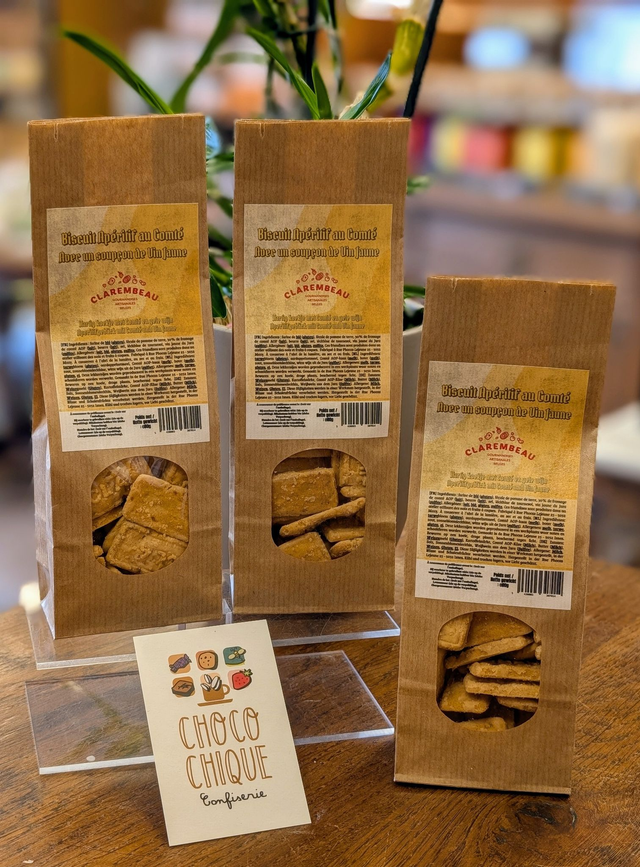 Biscuit apéritif au Comté avec un soupçon de Vin Jaune du Jura de chez Clarembeau