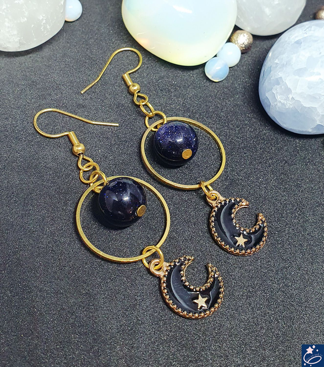 Boucles d&#039;oreilles rondes et lunes noires 