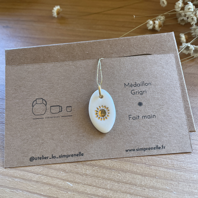 Médaillon en porcelaine ☀️ Soleil #1