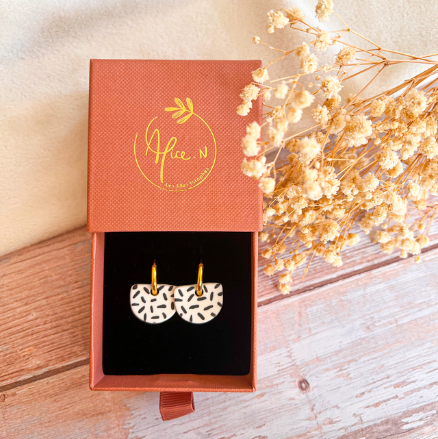 Boucles d’oreilles porcelaine