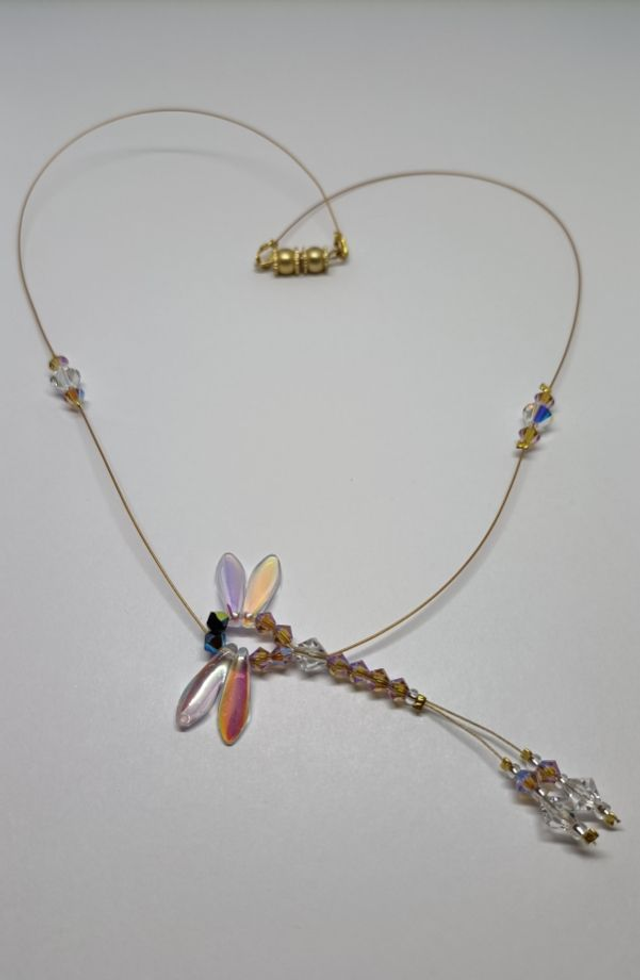COLLIER PENDENTIF LIBELLULE