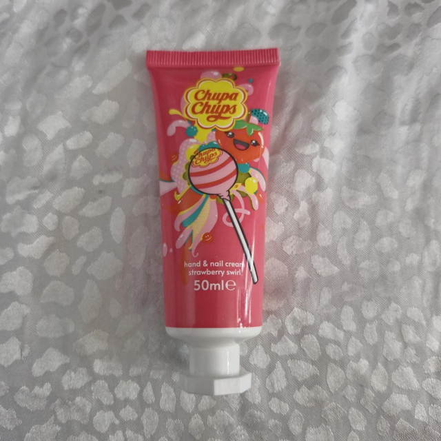 ✨️CRÈME MAINS SENTEUR FRAISE 