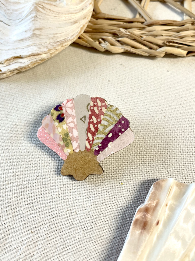 Broche coquillage tons rose et mauve