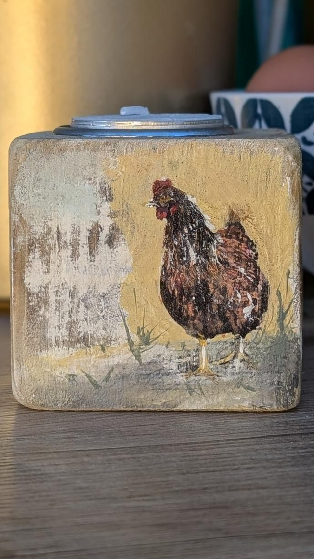 Chicken named Freeda! - Tealight Holder Reclaimed Wood