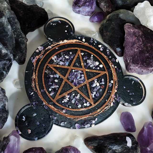 Plateau Orgonite ZARIEL – Améthyste/Cristal de roche/Cuivre