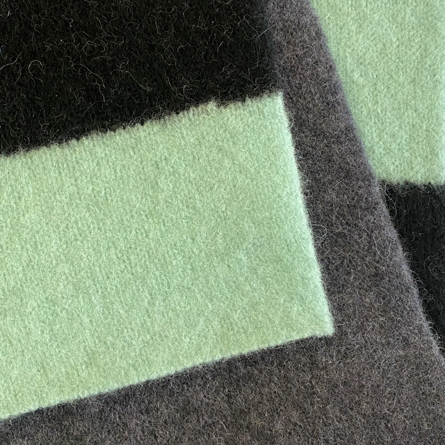 Wind knitted scarf mint grey black