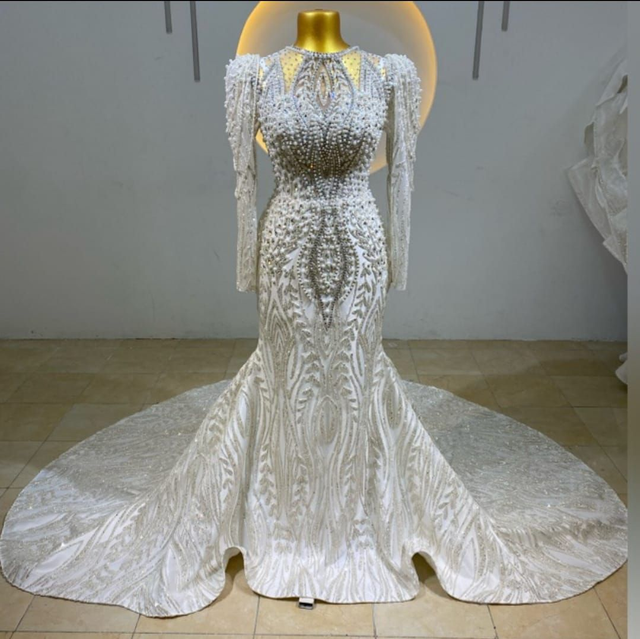 Robe de Mariée Sirène Col Bijou en Perles et Strass / Réf : RMS66