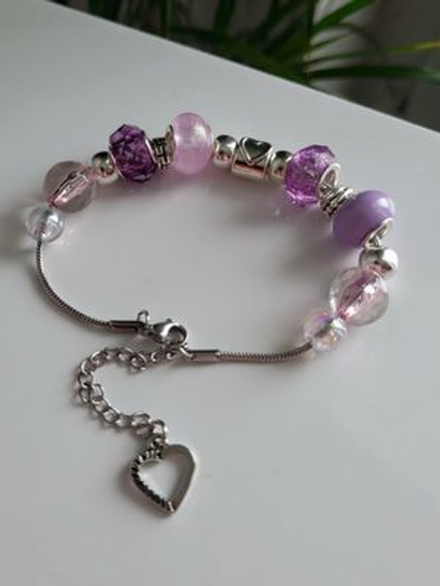 Bracelet: Lilac lampwork bead design