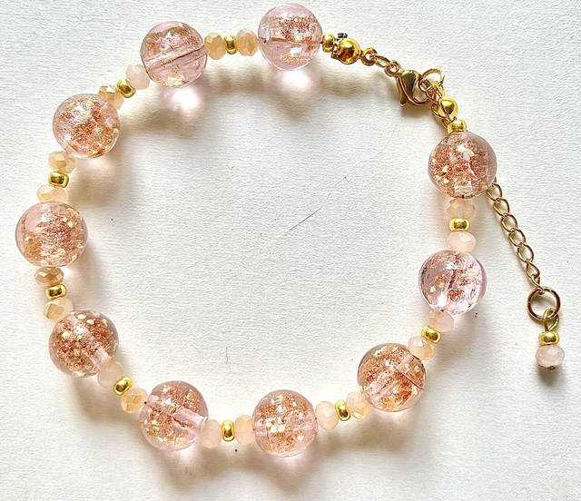 B110 - Bracelet perles en verre lampwork ton rose