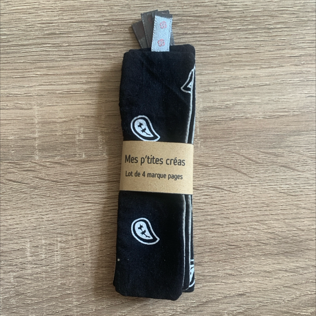 Lot de 4 marque pages en tissu