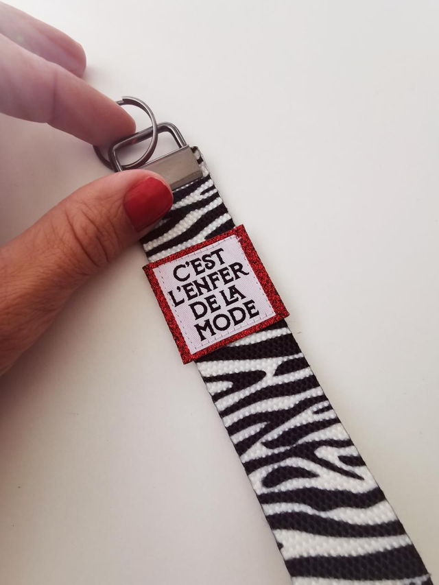 Porte-clefs CHARLIE c&#039;est l&#039;enfer de la mode