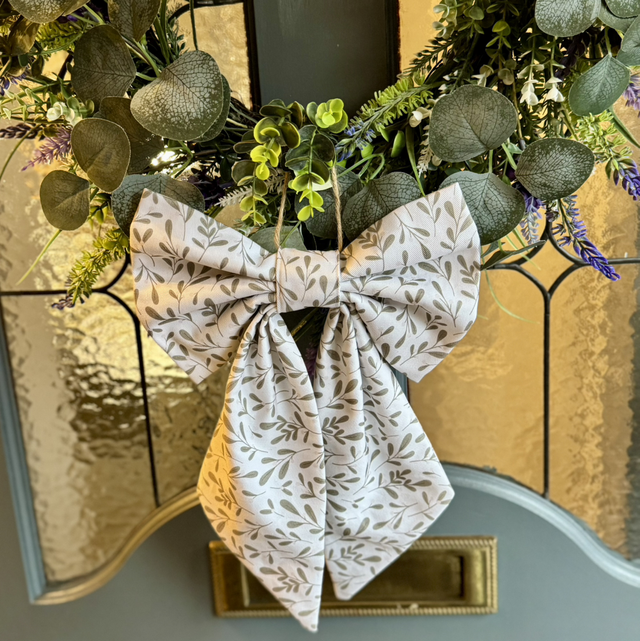 Mistletoe Fabric Bows