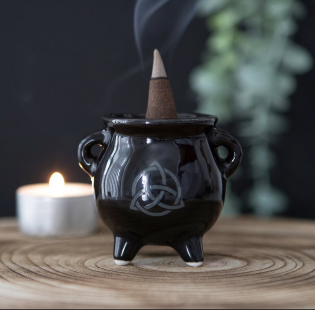 TRIQUETRA CAULDRON CERAMIC INCENSE HOLDER