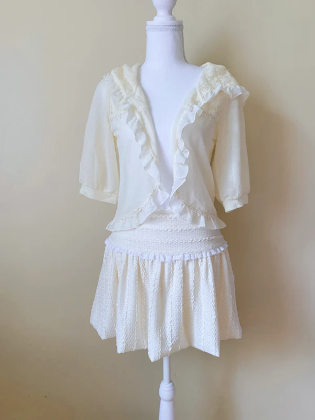 Axes Femme Coquette Outer Top – Soft & Romantic Layering Piece