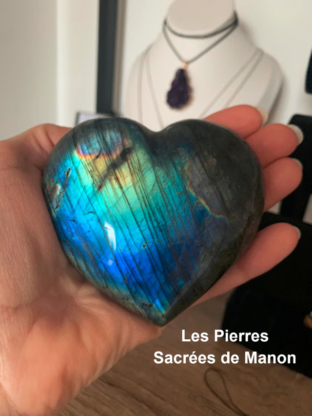 Coeur en Labradorite