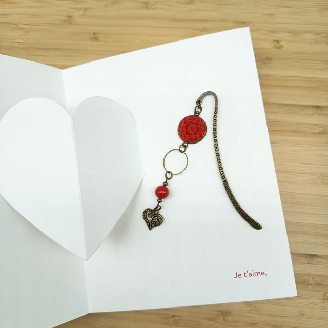 Marque-pages cabochon rouge et bronze - Cœur