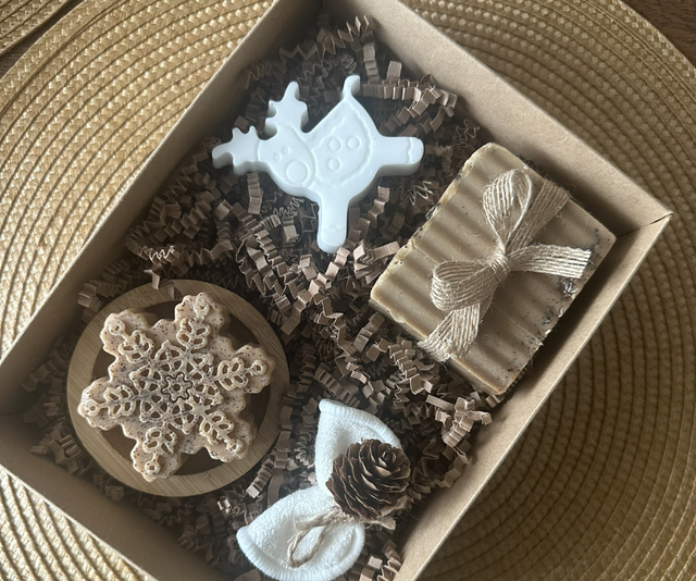 Premium Handmade Natural Christmas Gift Box